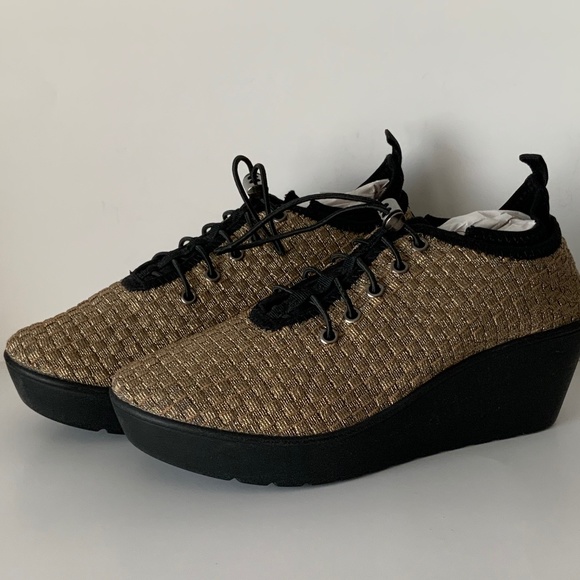 Steve Madden Wedge Sneaker - Gold Metallic Woven Weave - 8 - Picture 2 of 9